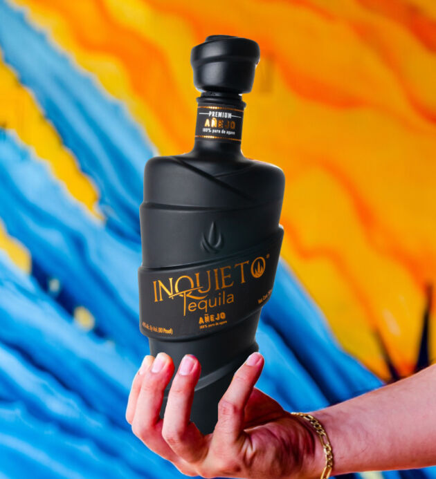 Inquieto Black Anejo